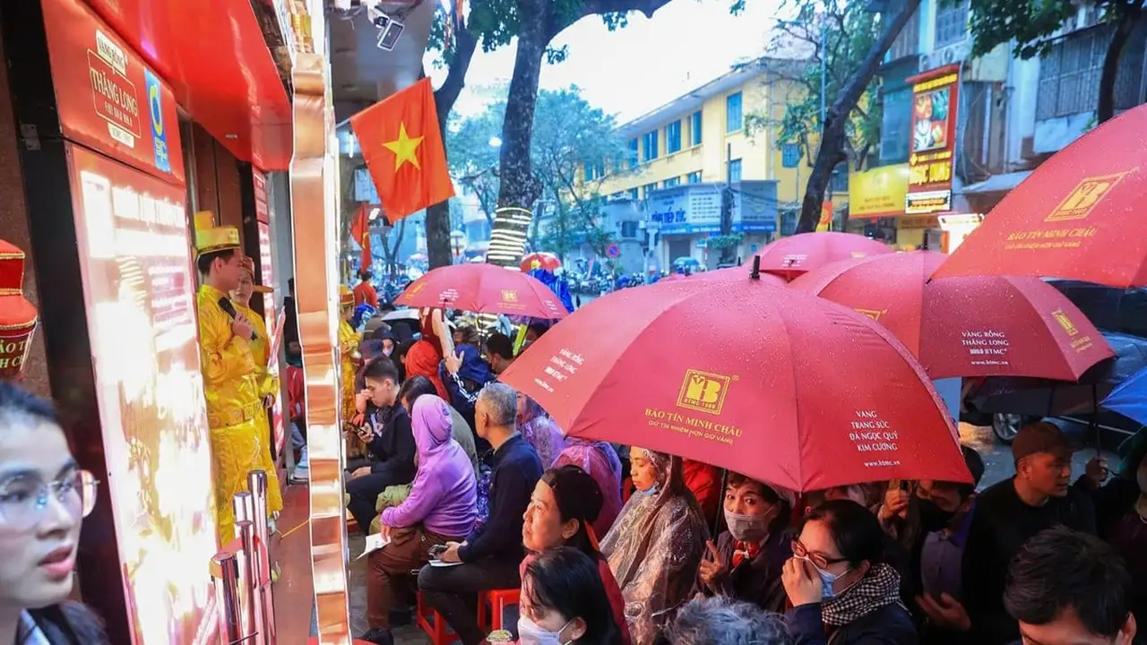 تباين أسعار ذهب SJC وخواتم BTMC وBTMH وعملة دوجي ومنتجات فو كوي